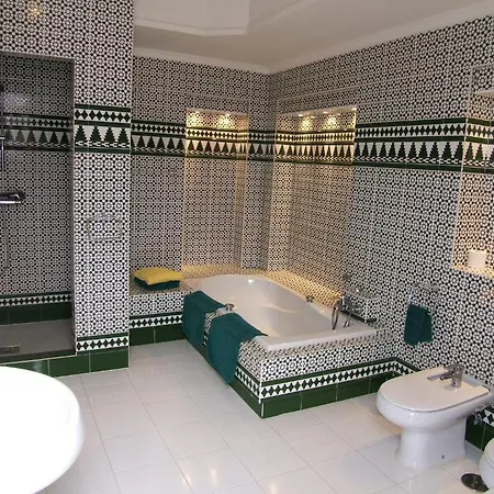 Alhambra فندق 2*