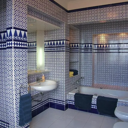 Alhambra Hotel